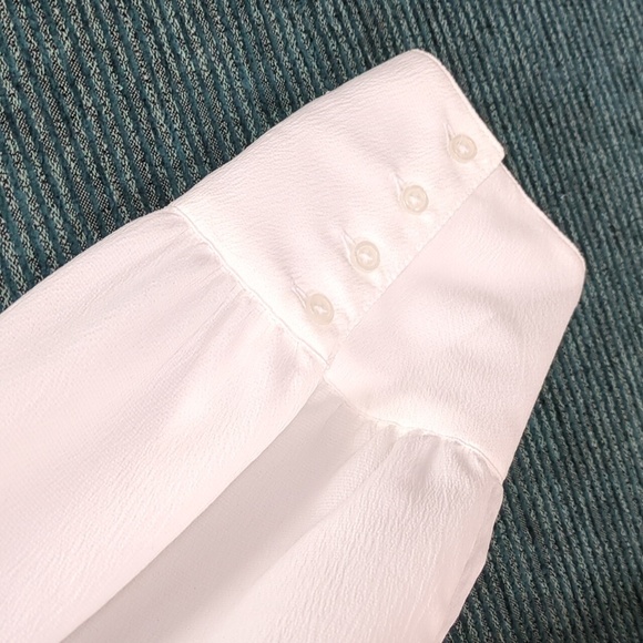 Simply Vera Vera Wang Button Front Blouson Sleeve Blouse NWOT - Picture 8 of 12